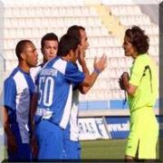 İLK KEZ BİR MAÇI DÖRT BAYAN HAKEM YÖNETTİ