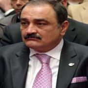 AYGÜN, TOKİ Yİ SOKAK LA TEHDİT ETTİ