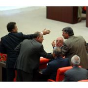 MECLİS TE ALEVİ KAVGASI