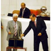 RTÜK, SEZER E AYNEN İADE