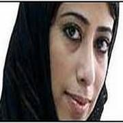 İZMİR E DÖVÜŞMEYE GELEN ARAP PRENSESİ