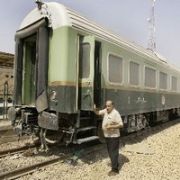SADDAM IN  LÜKS ÖZEL TRENİ IRAKLILARIN HİZMETİNDE