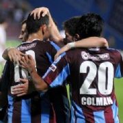 TRABZON, 3 HAFTA SONRA ÜÇ PUANLA TANIŞTI 2-1