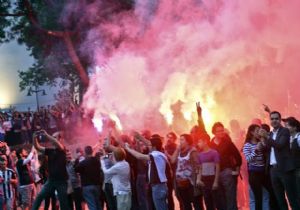 TAKSİM DE ŞENLİK VAR!