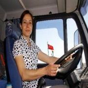 TIR ŞOFÖRÜ KADIN YILIN ŞOFÖRÜ SEÇİLDİ