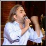 VOLKAN KONAK TAN İSİMSİZ  ELEŞTİRİ  KADER BU DEĞİL 