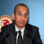 FLAŞ.. AKP DEN İSTİFA
