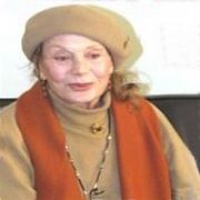 TİYATRONUN YAŞAYAN EFSANESİ ZOR DURUMDA