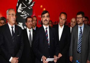 ADANA DA MHP YE SÜRPRİZ DESTEK