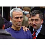 AĞCA NIN AİLESİ ÖLÜM ORUCUNDA