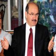 AKP Lİ ÇELİK İ KIZDIRAN SORU!