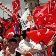 AKP DE BAYRAM YAŞANIYOR
