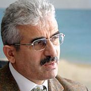 AKP Lİ VEKİL TEPKİYİ GÖRÜNCE KIVIRDI