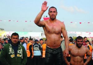 KIRKPINAR IN BAŞPEHLİVANI ALİ GÜRBÜZ!