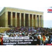 ONBİNLER ANITKABİR E YÜRÜDÜ