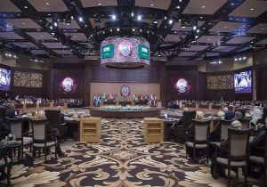 Arap Birliği nden Katar kararı!
