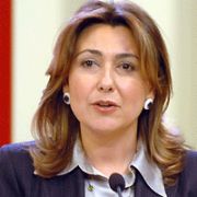  DÜNYA KRİZE KOŞUYOR, BİZ TÜRBANI TARTIŞIYORUZ 