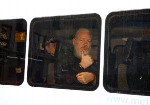 Wikileaks’in kurucusu Assange Tutuklandı