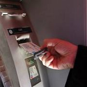 ATM  VE İNTERNET  İŞLEMİ DE PARALI OLACAK!