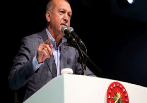 Erdoğan:  Sanatçılar Dalkavukluk Yapmaz 