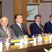 İŞTE YENİ KABİNE DE ADI GEÇENLER