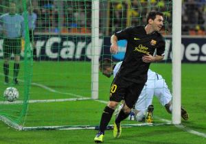BARÇA 5 LEDİ, MESSİ REKOR KIRDI!