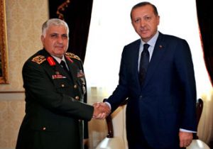 DOLMABAHÇE SARAYI’NDA SÜRPRİZ ZİRVE!