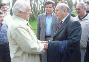 BURHAN KUZU YU ZORA SOKACAK FOTOĞRAF!