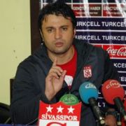 BÜLENT UYGUN ATEŞ PÜSKÜRDÜ