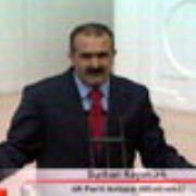 YEMİN TÖRENİNDE EN ÇOK ZORLANAN VEKİL