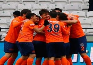 Başakşehir Takibi Bırakmıyor 3-0