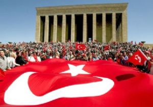 AKİT TEN ANITKABİR E ÇİRKİN BENZETME