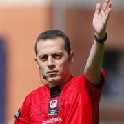 CÜNEYT ÇAKIR DEVLER LİGİNDE KART YAĞDIRDI