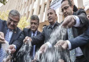 CHP, Adliye yi Tuzladı!