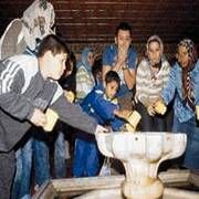ŞEBEKE SUYUNU ŞİFALI DİYE İÇİYORLAR