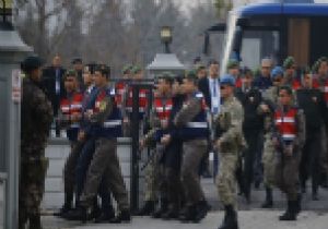 Darbecilere Öcalan la Aynı Muamele
