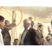 AKP Lİ MİLLETVEKİLLERİ AKPLİ MİLLETVEKİLİNİ DÖVDÜ
