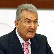 BAYKAL:   LAİKLİK KAYBOLUYOR 