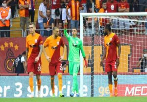 Alanyaspor Galatasaray ı Evinde Yıktı 