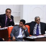 MHP NİN DOKUNULMAZLIK TEKLİFİ 7 DTP LİYİ ETKİLEYECEK