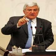  NİÇİN GÖZALTINA ALINDIĞIMI POLİSE SORUN 