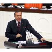 ERDOĞAN, HÜKÜMETİNİ VE İCRAATLARII SAVUNDU