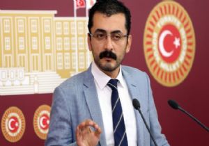 Eren Erdem Görevi Bıraktı