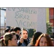 ÖĞRENCİLERİN KİRA İSYANI