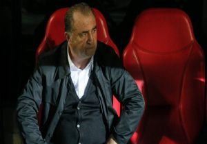 Terim den Hakemlere Ağır Sözler