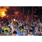 TÜRKİYE DE FENERBAHÇE BAYRAMI