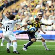 FENERBAHÇE HOROZDA ÖTECEK HAL BIRAKMADI