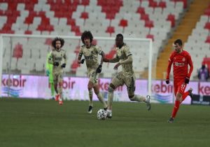 Fenerbahçe ye Sivas Çelmesi1-1