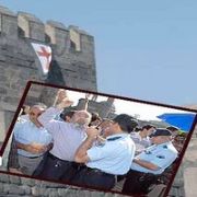 KALEYE BİZANS BAYRAĞI ÇEKİLDİ, KIYAMET KOPTU