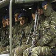 TOKAT TA ASKERİ ARAÇ DEVRİLDİ 12 ASKER YARALANDI